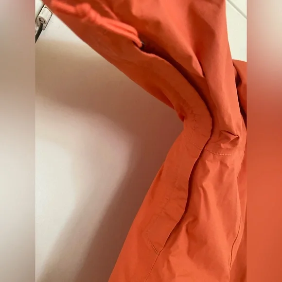 The North Face Women's Rain Jacket Size XS Color Coral Dry Vent - Picture 3 of 10